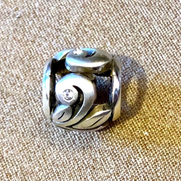 Brighton Eve Delight bead Cut out leaf design Brushed finish Crystals Retired - Picture 3 of 7